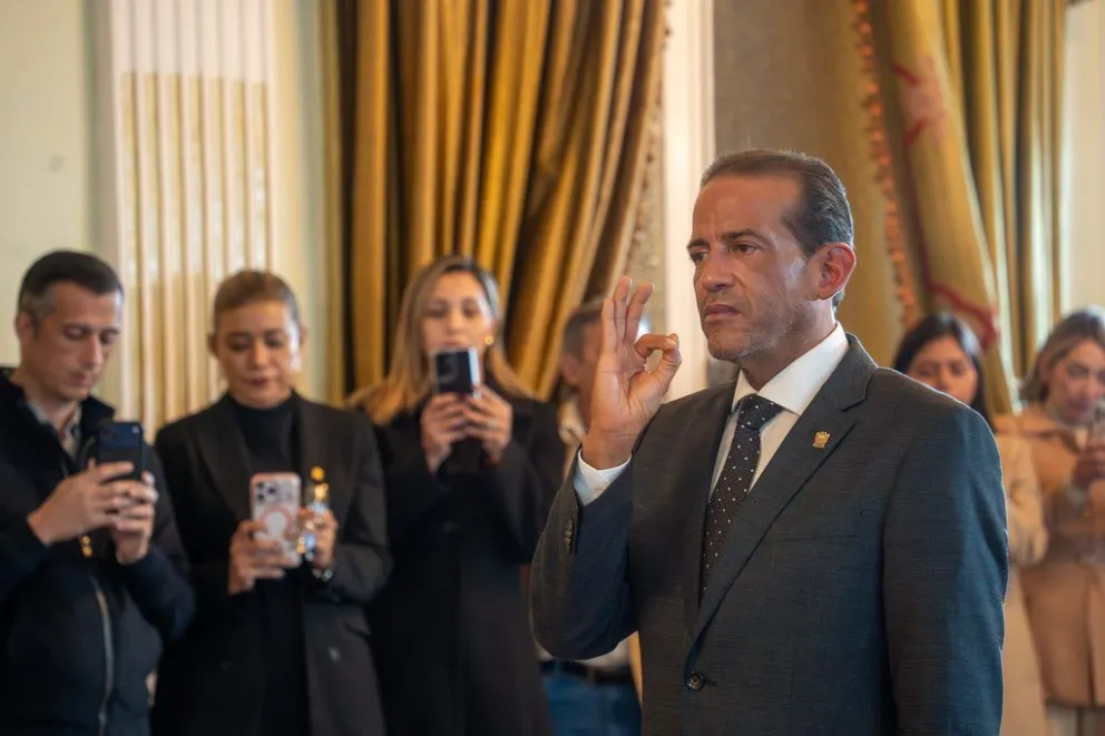 Luis Fernando Camacho fue posesionado en septiembre de esa gestión como embajador. Foto: Cancillería