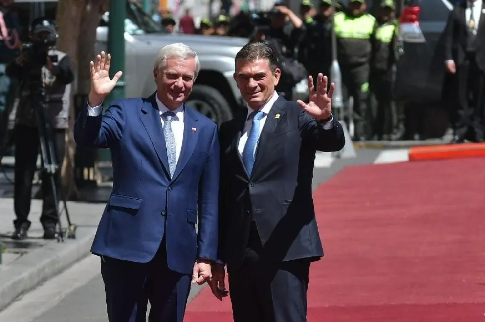 Los presidentes José Antonio Kast y Rodrigo Paz antes del inicio de las reuniones oficiales. Foto: APG