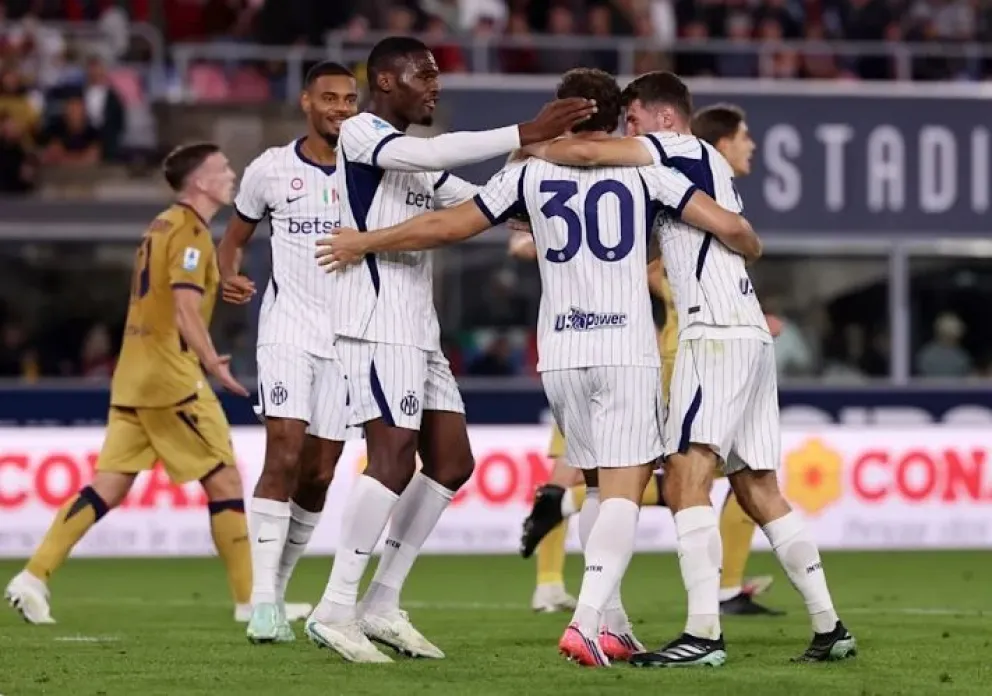 El festejo de los jugadores del Inter luego del tercer tanto. Foto: YN