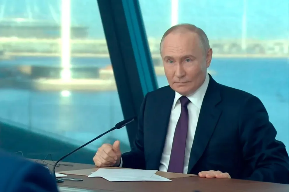 Vladimir Putin durante una entrevistas con agencias internacionales, en junio de 2024. Foto: EFE