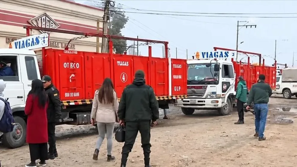 Los operativos de custodia a camiones de GLP. Foto: Red Uno