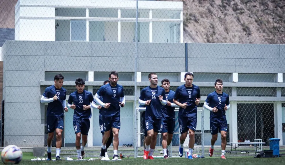 Jugadores de Bolívar en uno de sus últimos entrenamientos en su CAR de Ananta. Foto: Club Bolívar