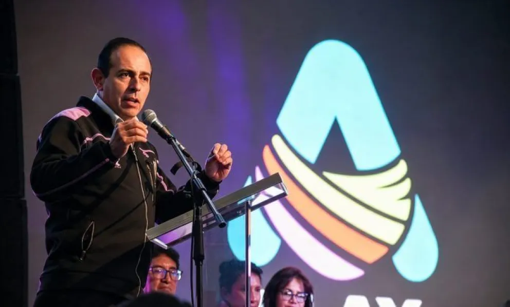Durante el lanzamiento, el alcalde de La Paz, César Dockweiler, afirmó que la iniciativa busca simplificar los procedimientos administrativos, mejorar la atención y facilitar el acceso de la ciudadanía a los servicios públicos.Foto: GAMLP