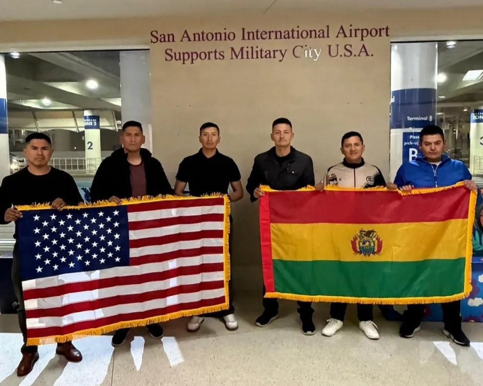 Algunos de los militares bolivianos que irán a cursos en Estados Unidos. Foto: Embajada de Estados Unidos