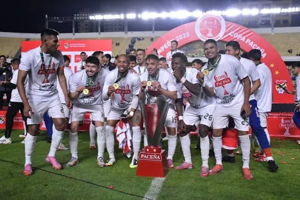 El festejo de los potosinos que fueron los ganadores del seriado en 2025. Foto: AD