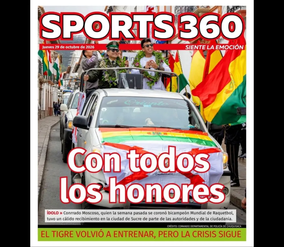 Conrrado sobre un vehículo durante la caravana. Foto: Radio en Vivo.