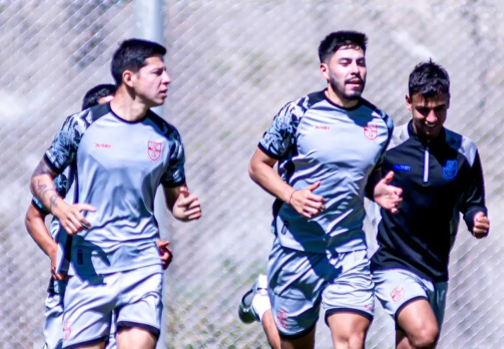 Jugadores de ABB en uno de sus últimos entrenamientos antes de jugar con San Antonio. Foto: Club ABB